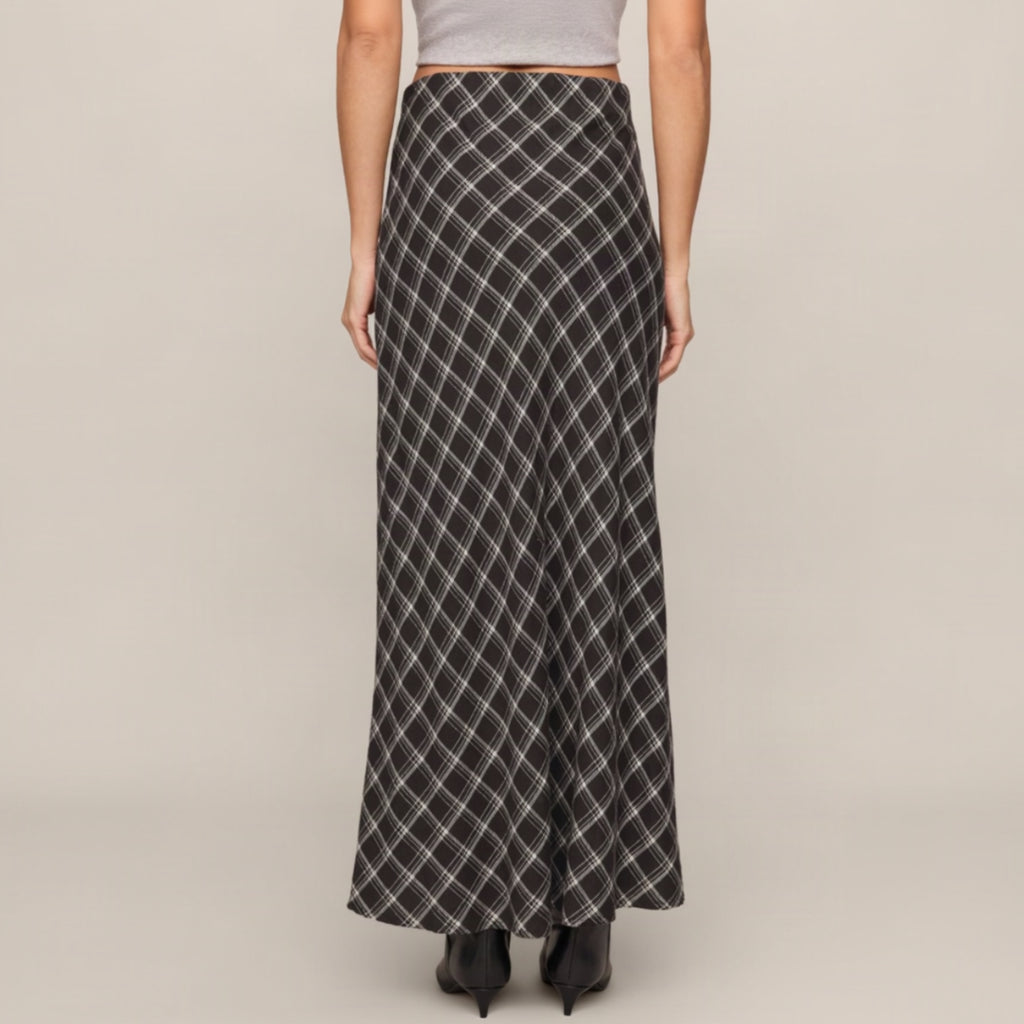 Europa Plaid Skirt - Ash Black