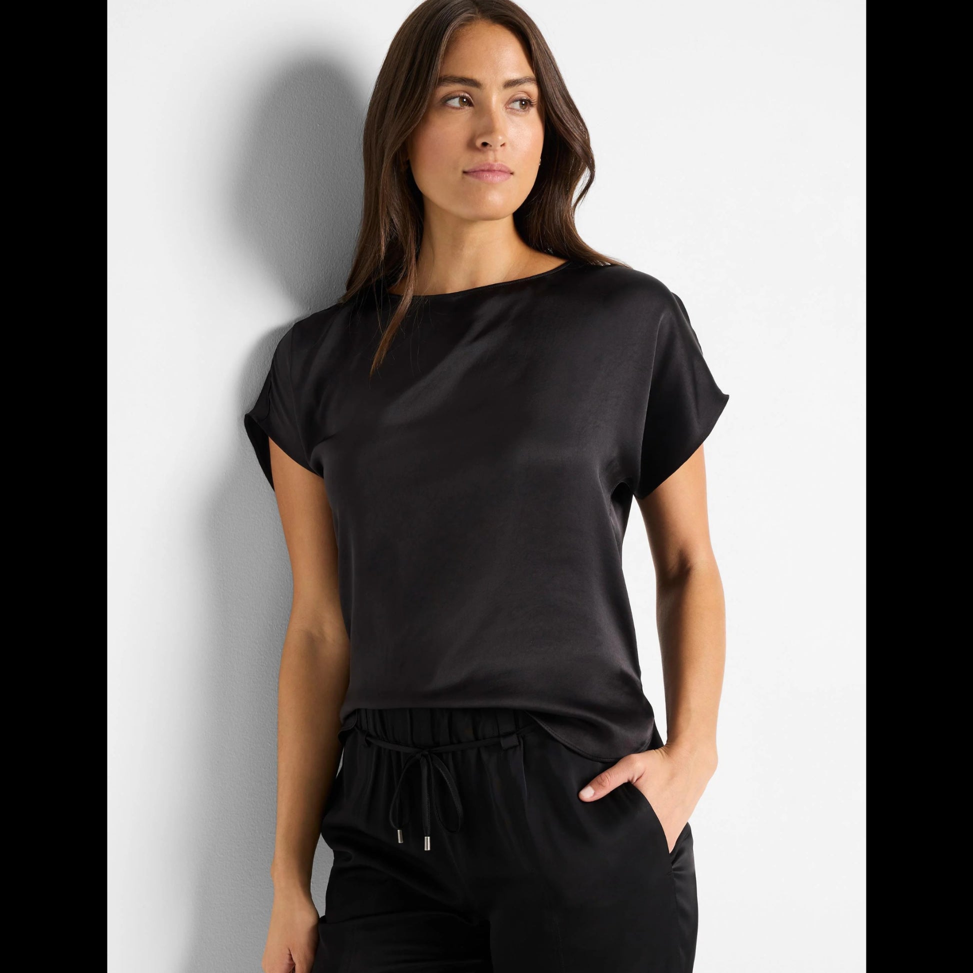 Day Gloss Woven Tee Onyx