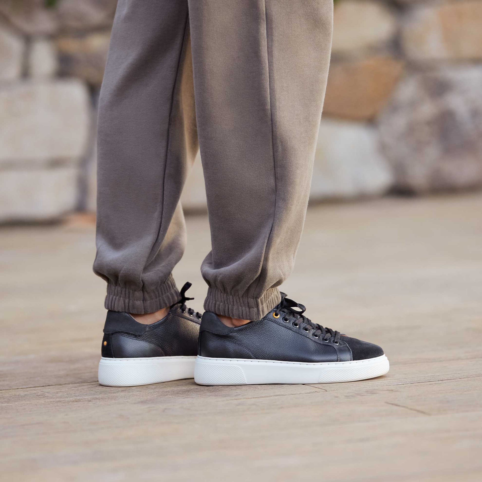 Sunset Sneaker - Black