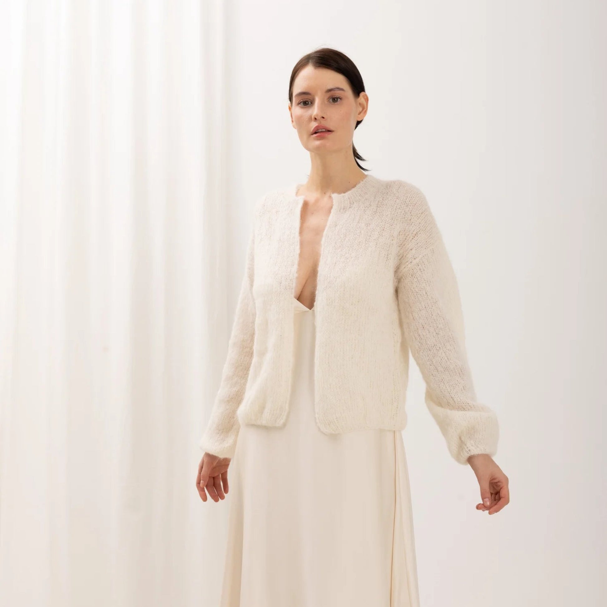 Ilona Cardigan - White