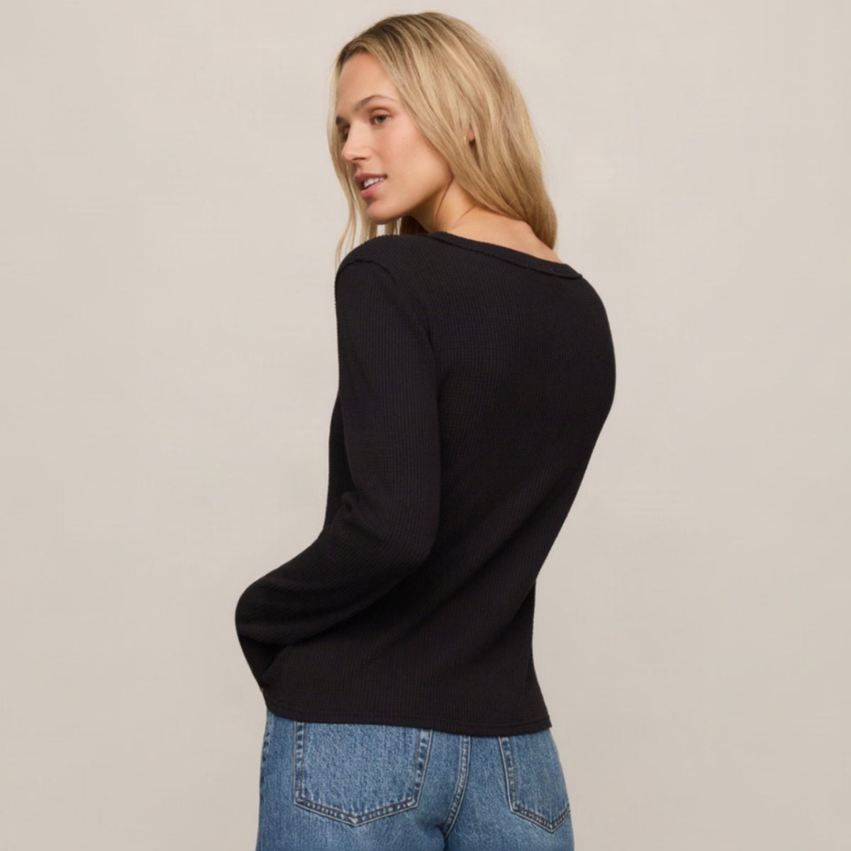 Arlet Mini Thermal Top - Black